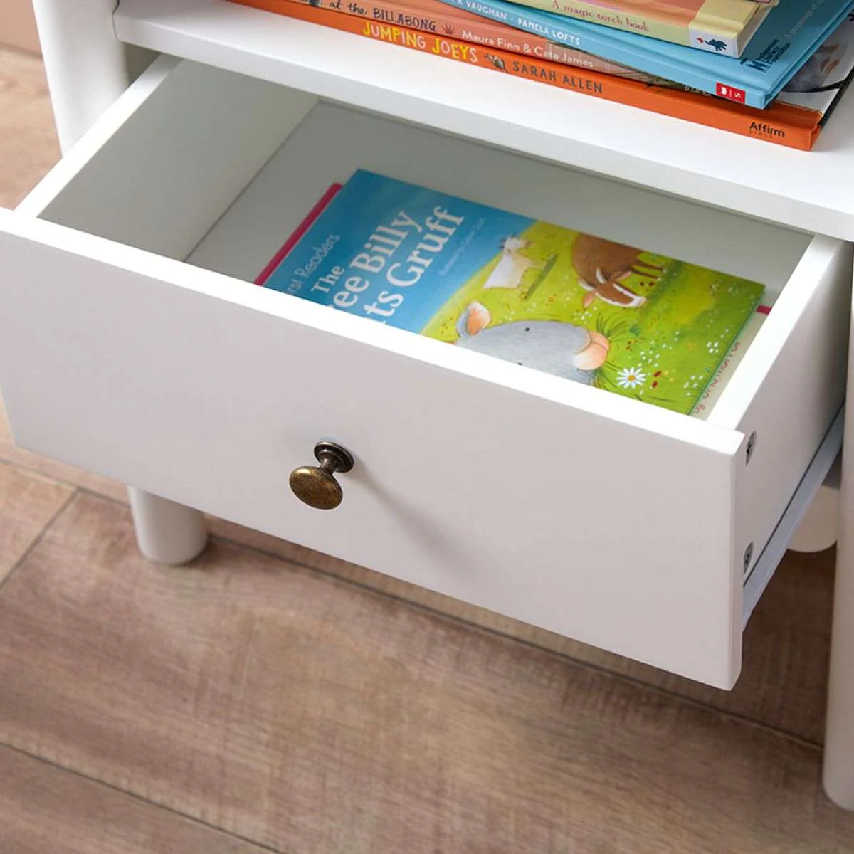 Maisie Scalloped Bedside Table - White - Image 5