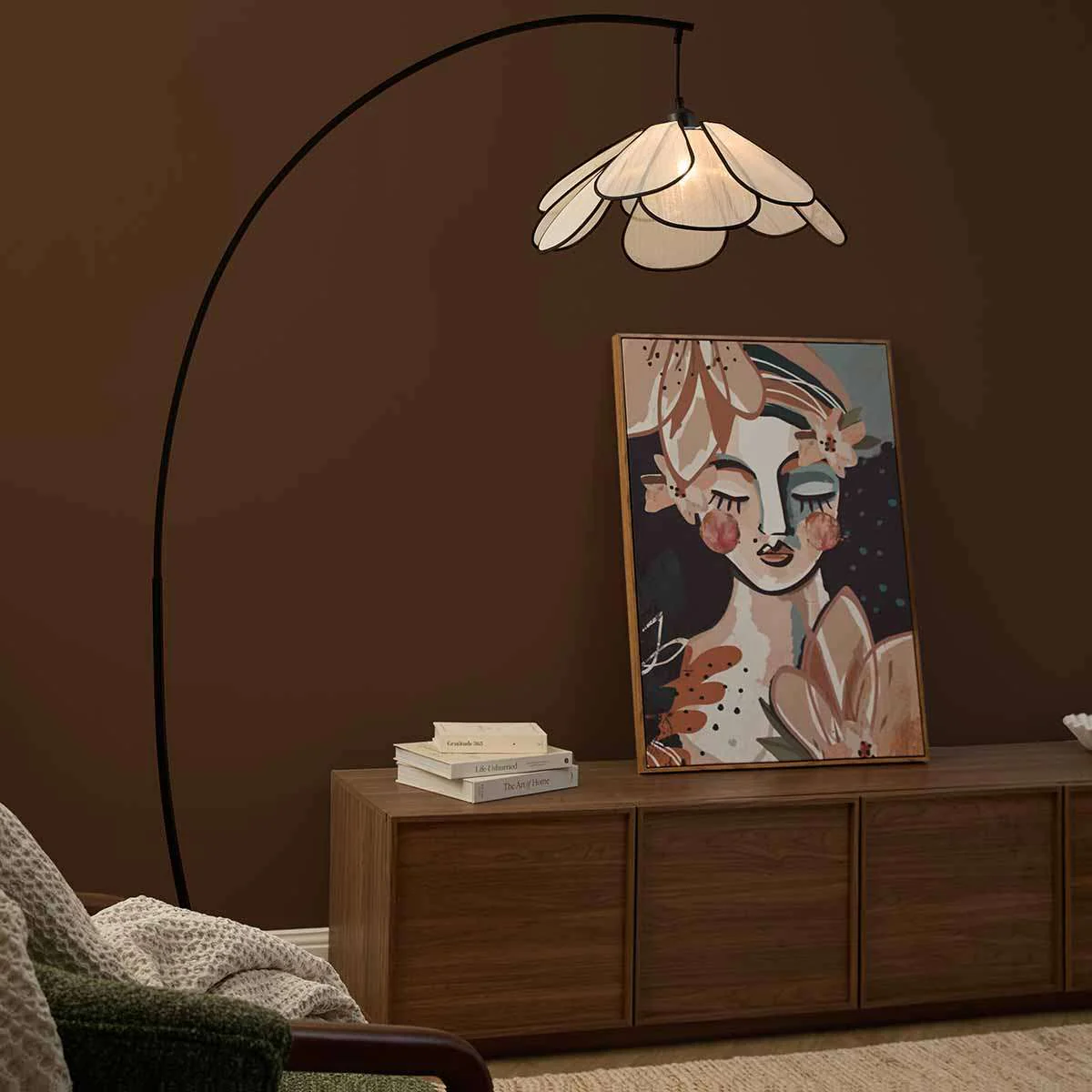Petal Arched Marble Base Floor Lamp - Image 2