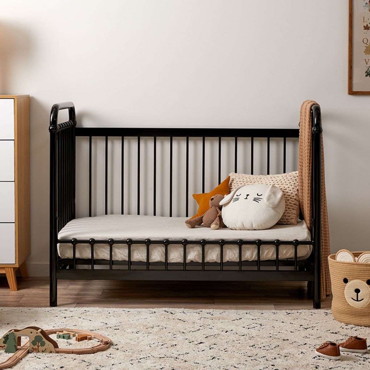 Sonata Black 3-in-1 Cot Conversion Bundle - Image 2